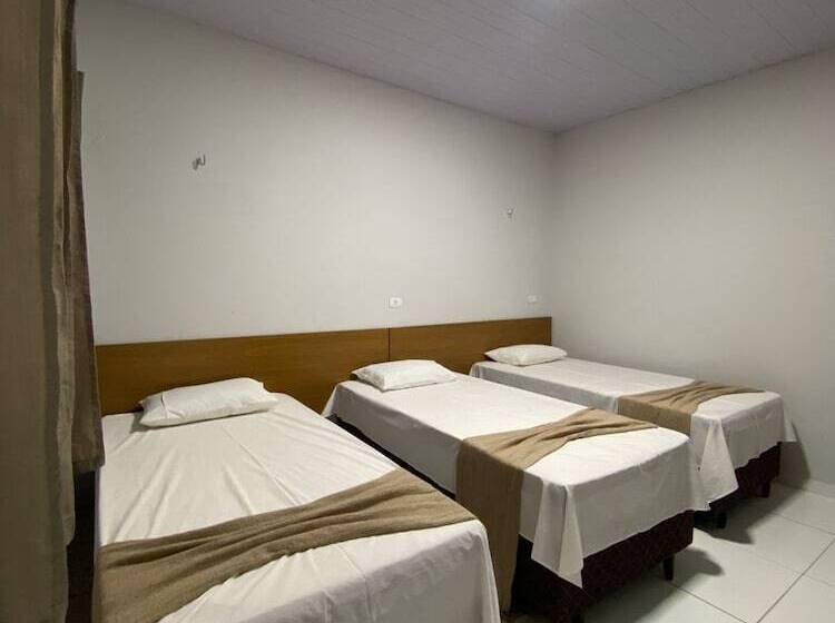 فندق Pousada Nelly Medeiros