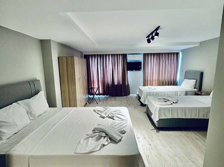 ホテル The Hera Gold