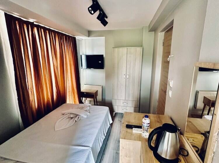 ホテル The Hera Gold