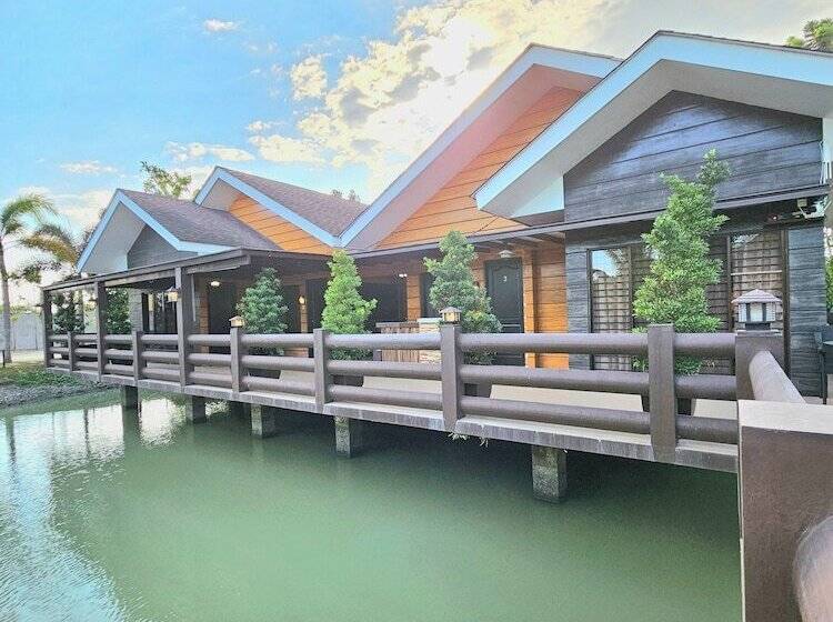 The Backyard Event And Resorts