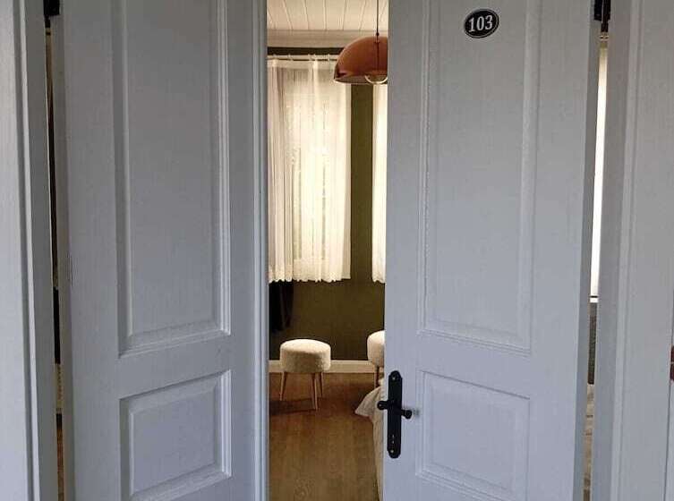 ベッドアンドブレックファースト Yoga Butik Otel