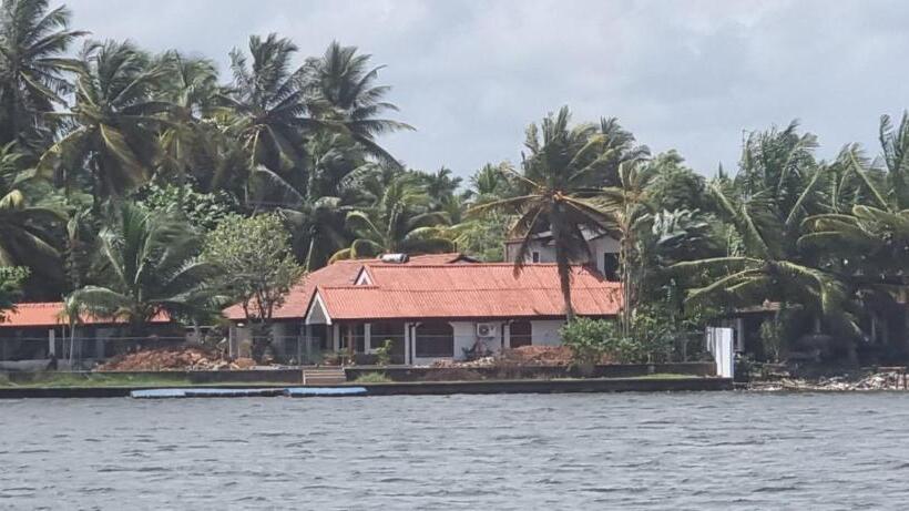 膳宿费 Chambre Vip, Dans Villa Avec Piscine Et Jardin