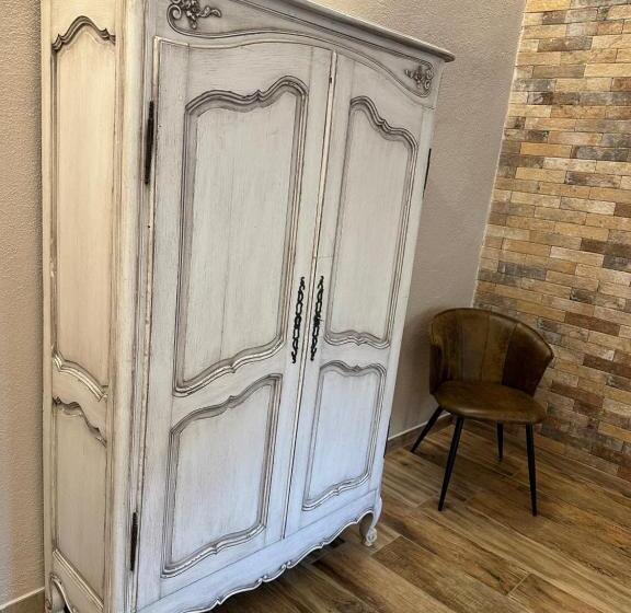 مبيت وإفطار Da Rossella