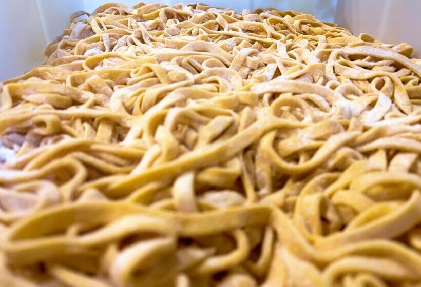 مبيت وإفطار Da Rossella