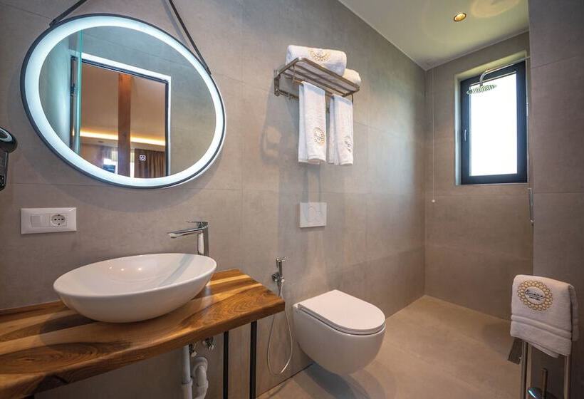 호텔 Emara Boutique