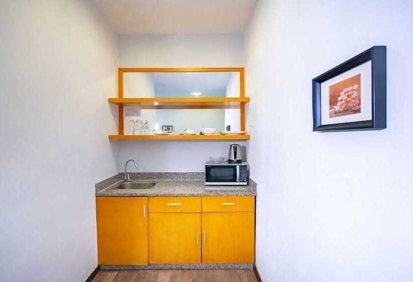 בית מלון כפרי 16celsius At Kea Farm Brinchang