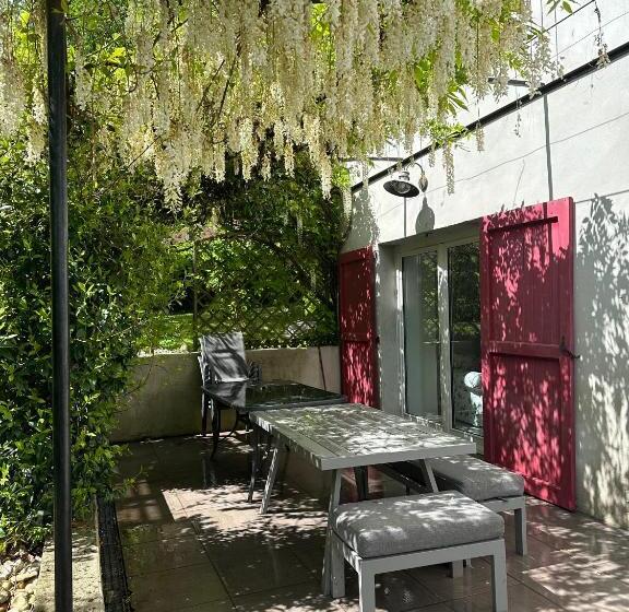 مبيت وإفطار Gîte Laportella   Chambre