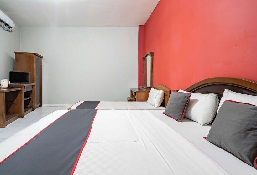 Capital O Hotel Abadi