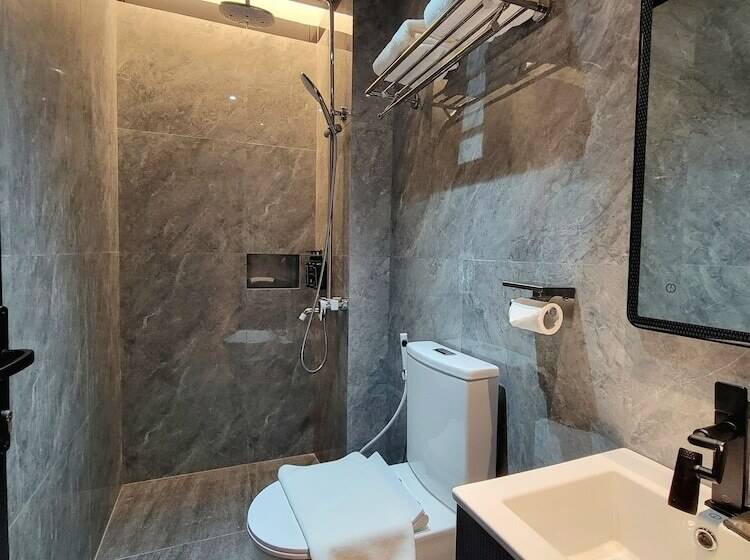 Eagle Hotel Wonosobo, Azana Hotels Collection