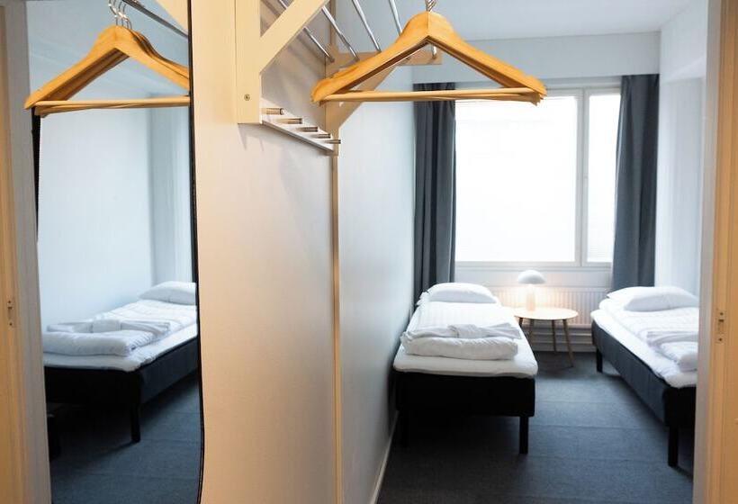 Отель Aadankosio