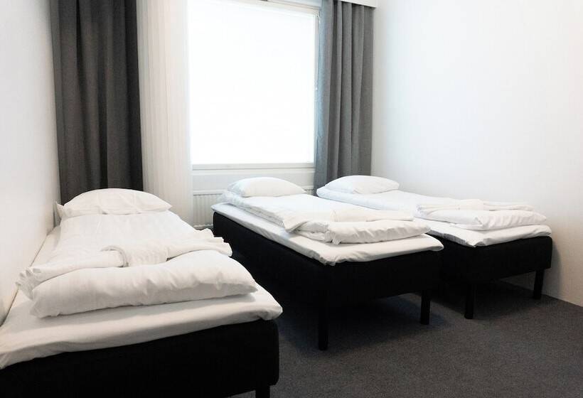 Отель Aadankosio