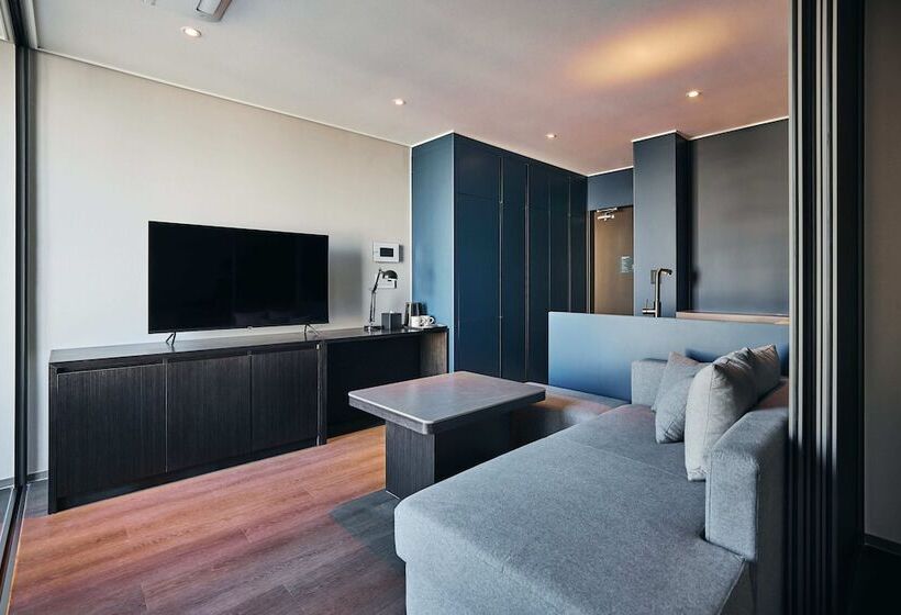 酒店 Homes Stay Myeongdong