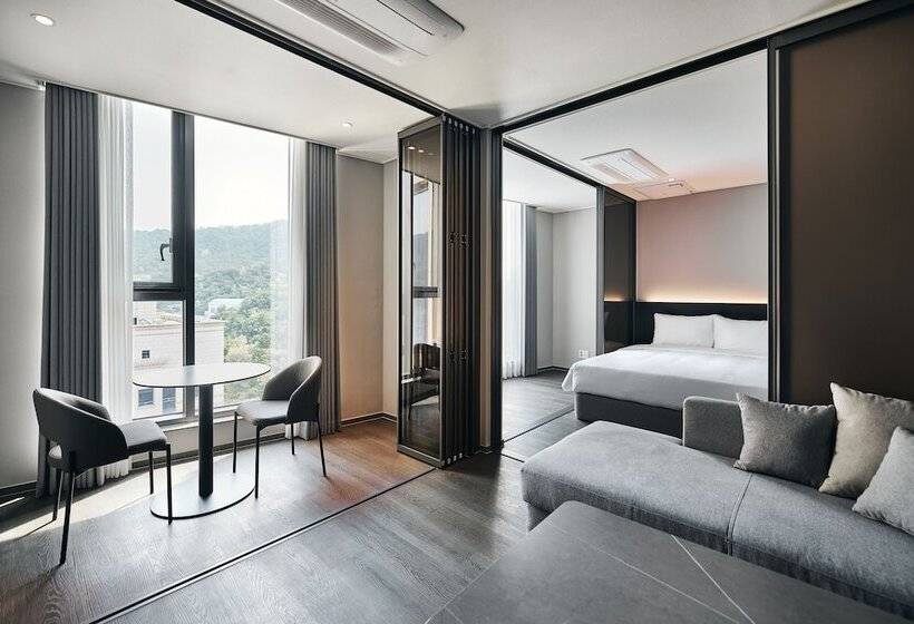 酒店 Homes Stay Myeongdong