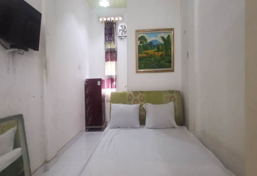 فندق Oyo 94078 Azzahra Homestay Syariah