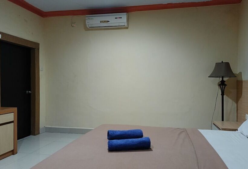 בית מלון כפרי Oyo 94112 Homestay Ananda Luwuk