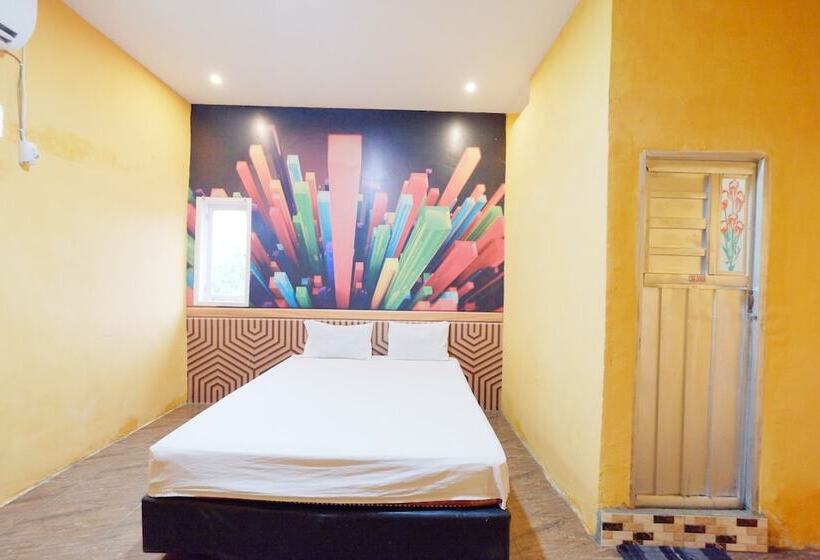 فندق Oyo 94115 Pondok Sahabat Vianty