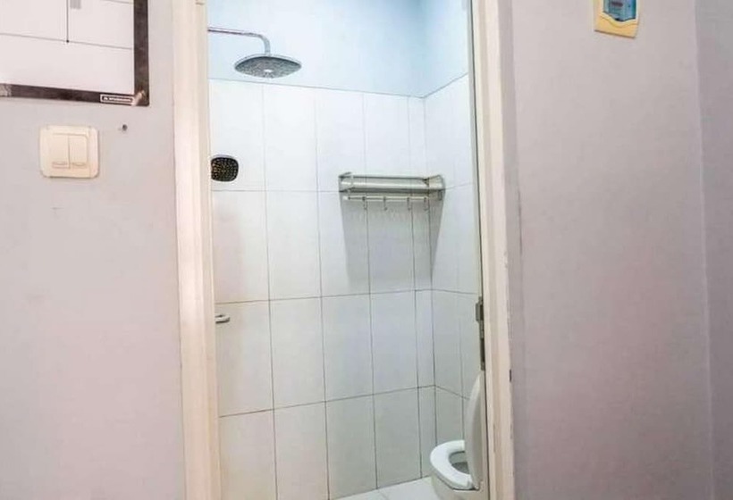 酒店 Oyo 94119 Pdl Guest House Syariah