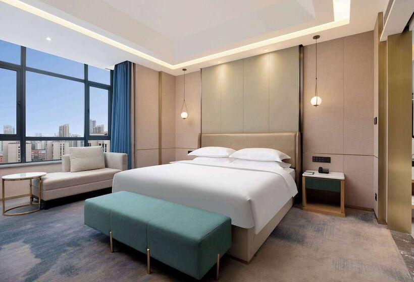 Отель Ramada By Wyndham Changsha East