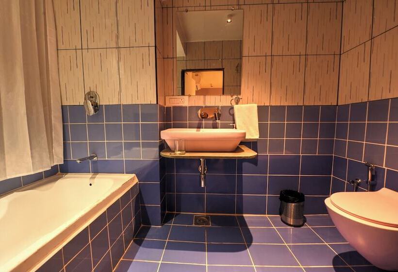 Отель House Of Bb