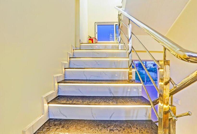 Oyo Hotel Happy Stay