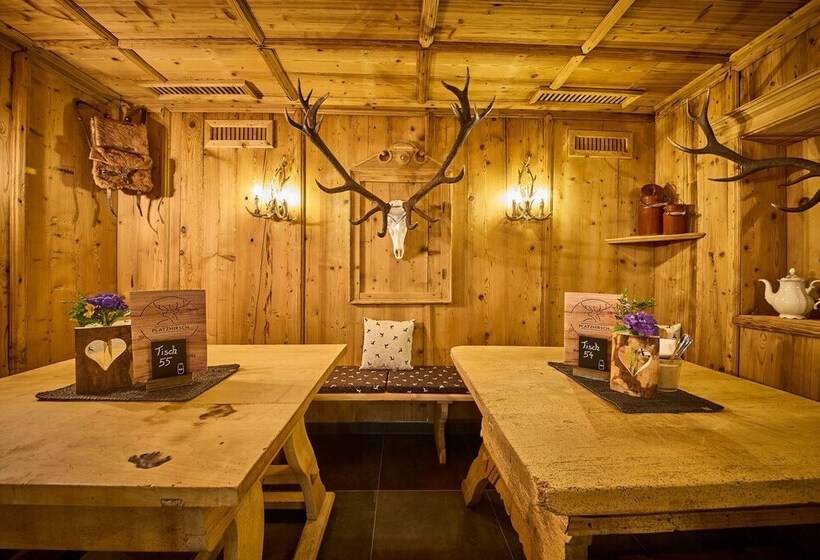 ペンション Platzhirsch Rooms   B&b   Self Check In