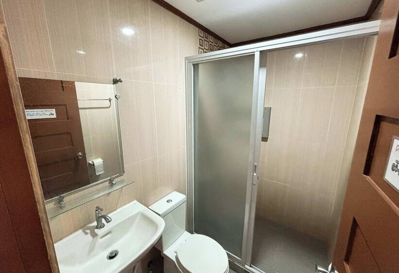 Sea Jewel Hotel Puerto Galera Powered By Cocotel