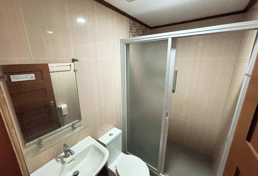 Sea Jewel Hotel Puerto Galera Powered By Cocotel