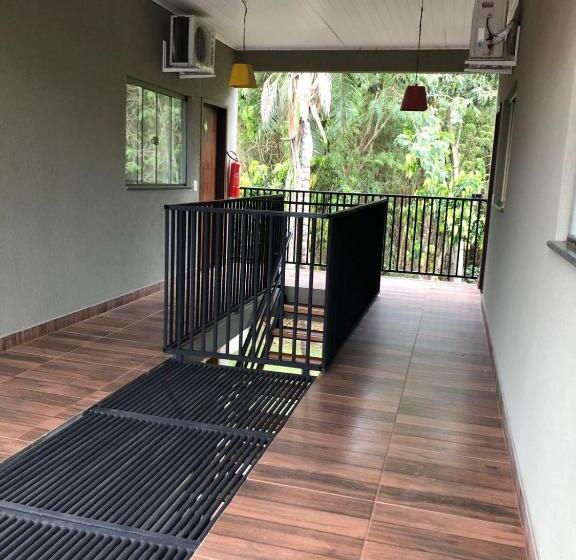 ユースホステル Pousada Eiru