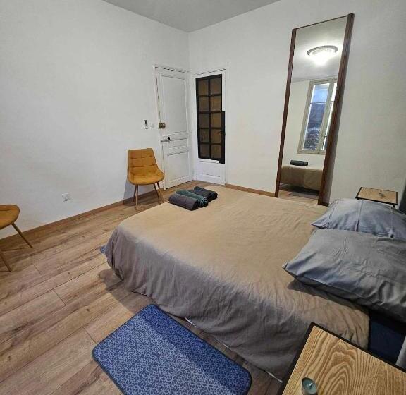 住宿加早餐  Av De Bordeaux