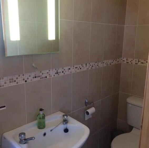 مبيت وإفطار Beachmount House