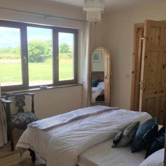 مبيت وإفطار Beachmount House