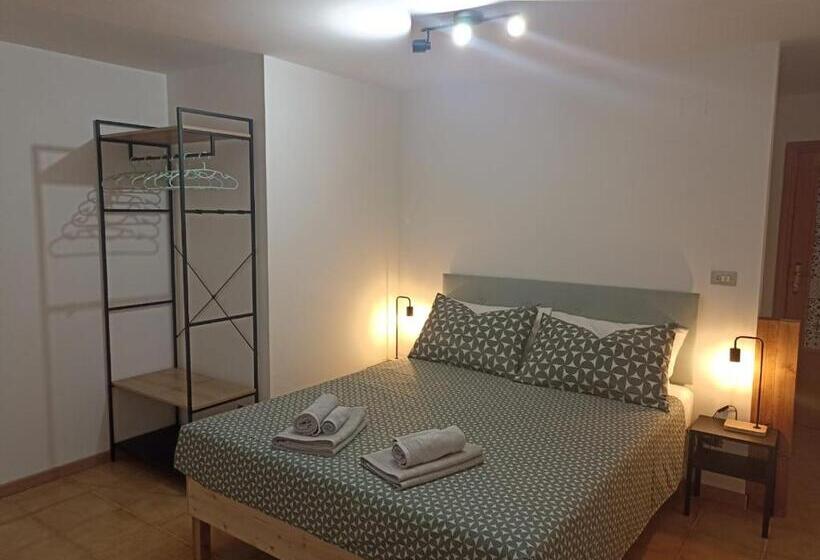 مبيت وإفطار Bed&bike Zio Paolino