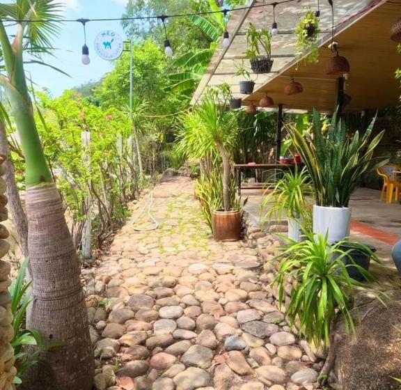 تختخواب و صبحانه Meo Homestay