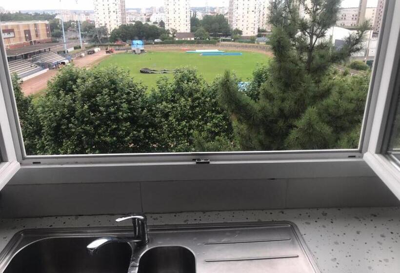 Bed and Breakfast Near Stade De France