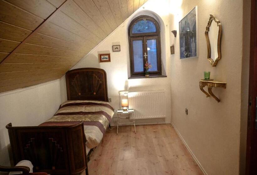 تختخواب و صبحانه Villa Reim