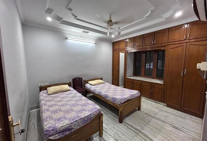 ベッドアンドブレックファースト Wings Nest