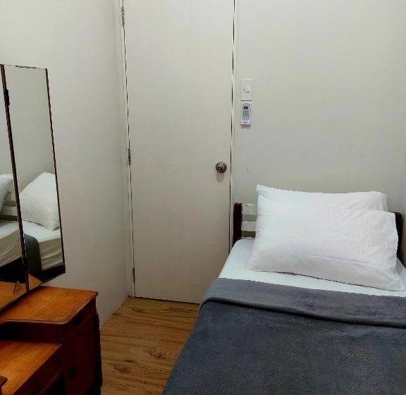 Dazzling Dash Apartelle