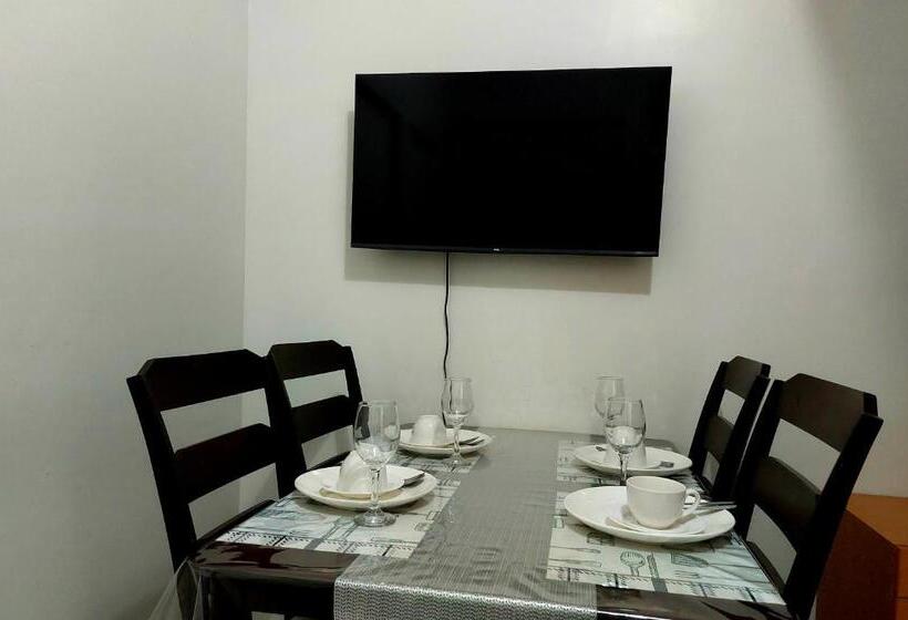 Dazzling Dash Apartelle