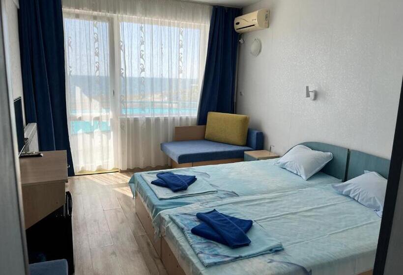 Family Hotel Delfina