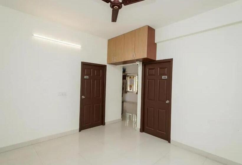 호텔 7 Hills Service Apartments