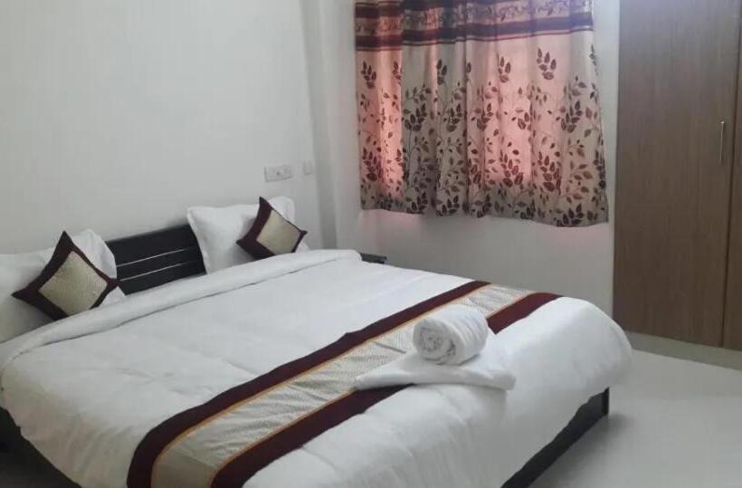 호텔 7 Hills Service Apartments