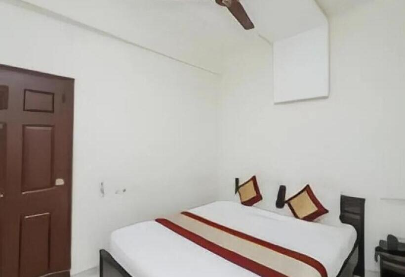 호텔 7 Hills Service Apartments