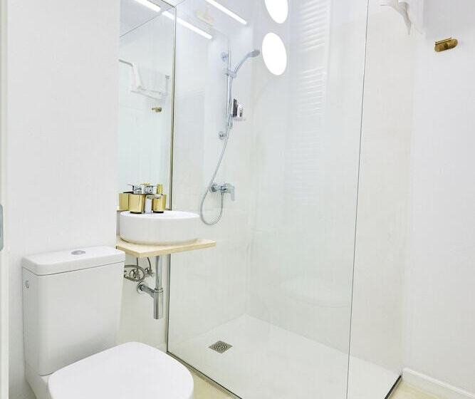 هتل Carol Park View