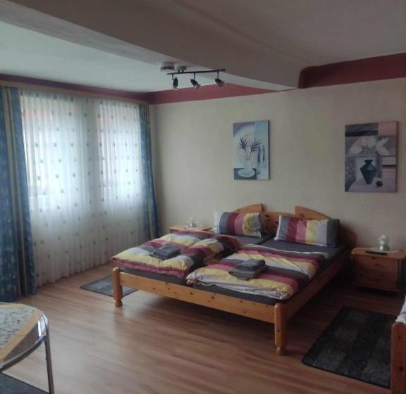 Отель Gasthof Rhönlust Zentrum