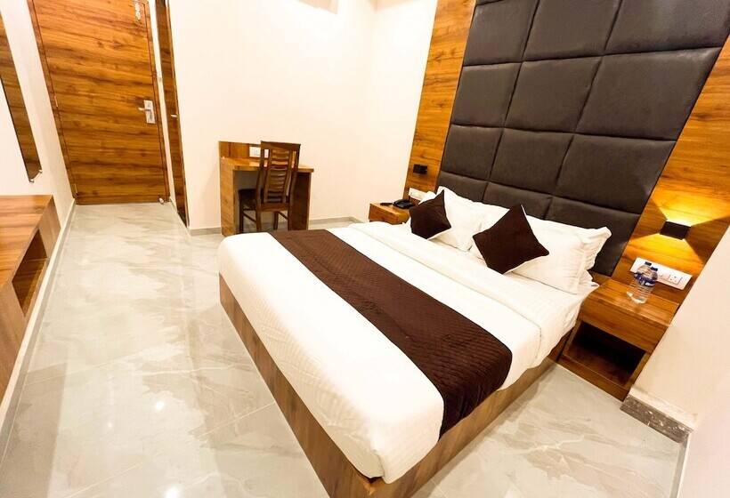 酒店 Grand Executive