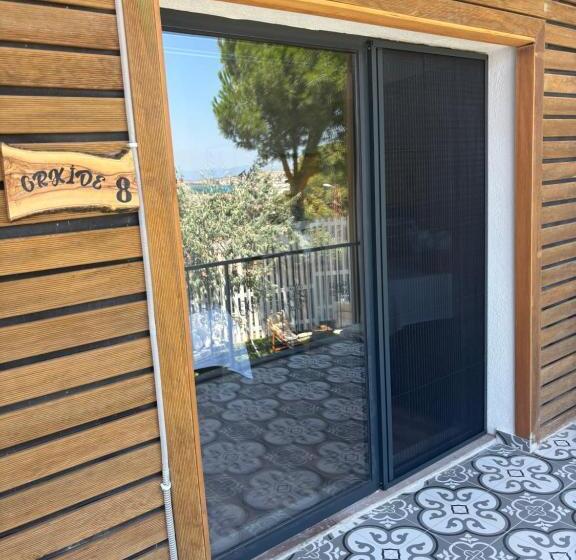 Отель Latibule Marin