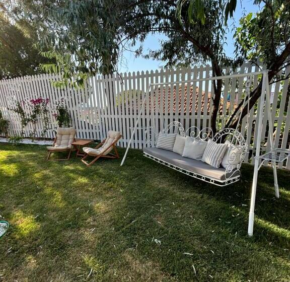 Отель Latibule Marin