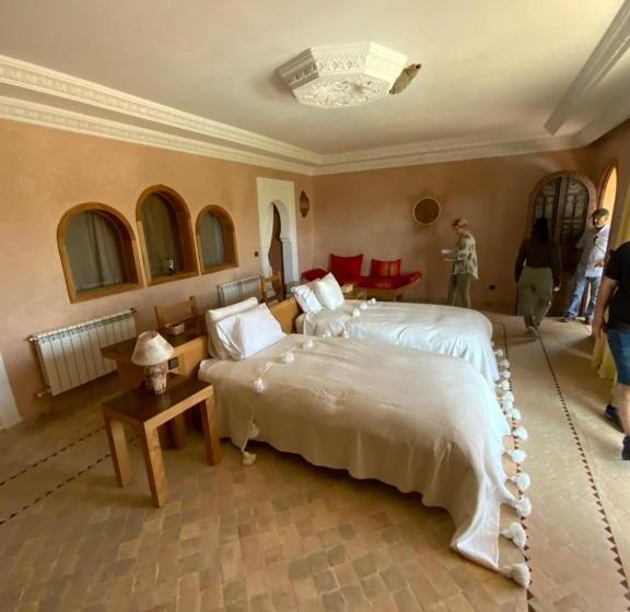 Отель Les Dunes De Guemassa