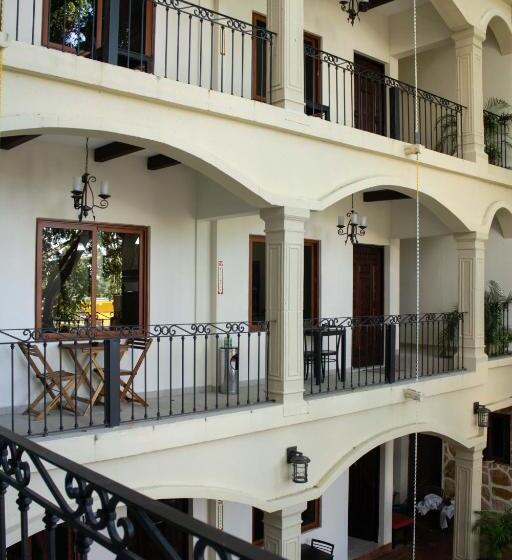 فندق Hostal Nojoch Che