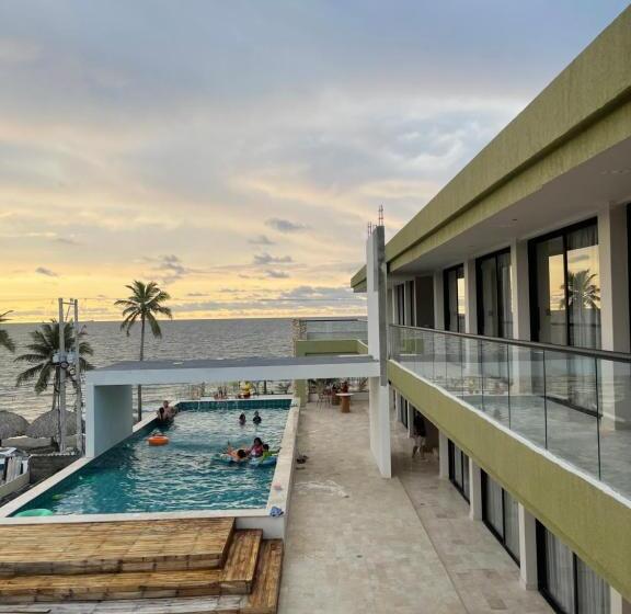 هتل Provenza Coveñas